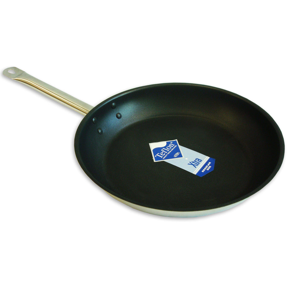 https://www.chefwareessentials.com/cdn/shop/products/stainless-steel-fry-pan-teflon-xtra-professional-cookware_1024x.jpg?v=1595609728